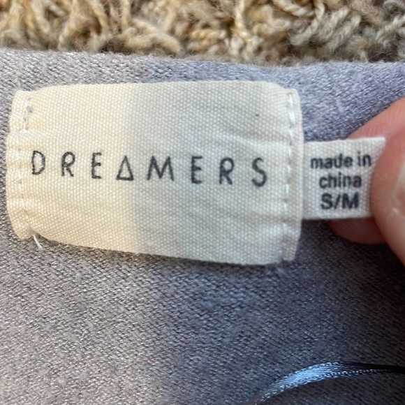 Dreamers Sweater - Picture 3 of 5